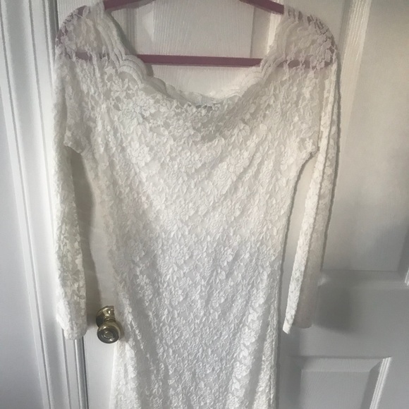 White off shoulder dress. Worn only once. - Picture 1 of 2